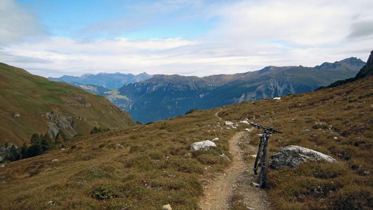 Top of Val Schons,  Trail nach Promischur
