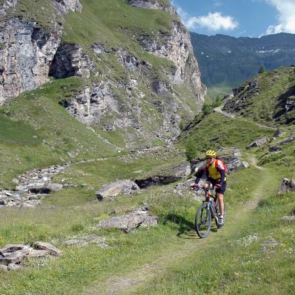 Graubünden Bike 90, Abfahrt nach Vals